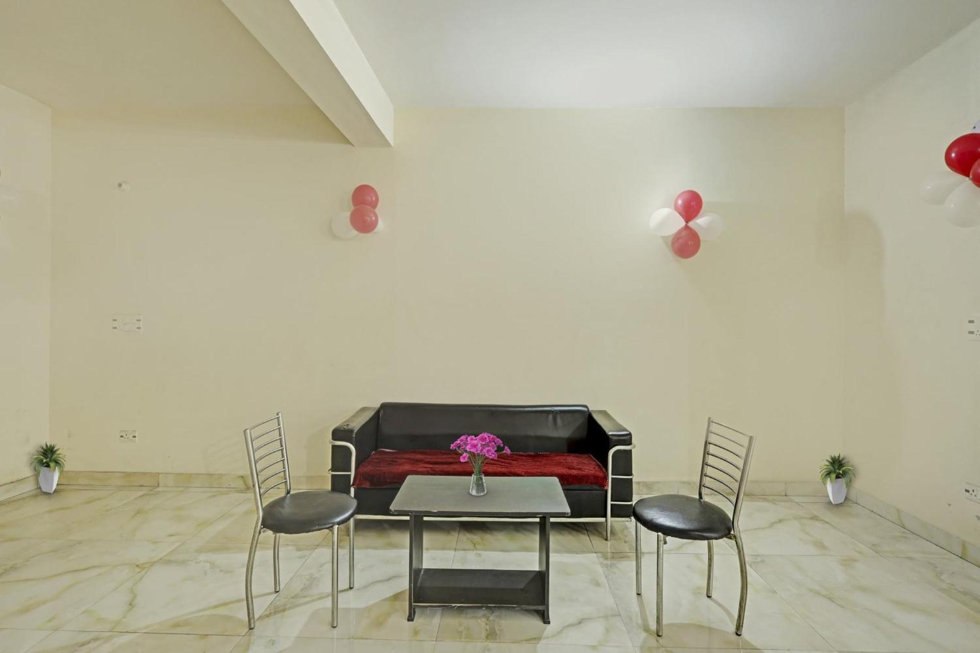 Hotel O A.K Palace نيودلهي المظهر الخارجي الصورة